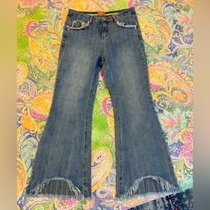 Woman’s POL jeans. Size S